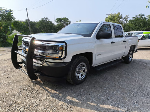 Chevrolet Silverado 5.4 2500 Doble Cabina Ls 4x4 At