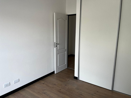 Casa Dúplex En Venta En Parque Leloir, Ituzaingó, G.b.a. Zona Oeste