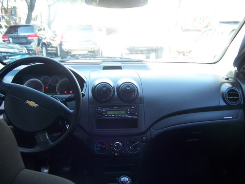Chevrolet Aveo 1.6 Ls Aa Radio Airbag Mt