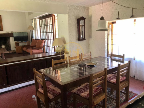 Alquilo Casa, 4 Dormitorios, 3 Baño, Punta Del Este, Maldonado.