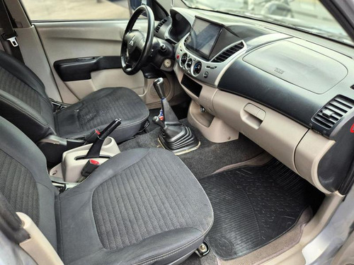 Mitsubishi L200 Triton 3.2 Gl 4x4 Cd 16v Turbo Intercoler Diesel 4p Manual