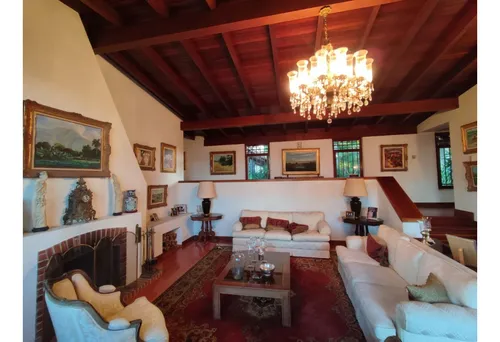 Hermosa Casa En Alto Hatillo