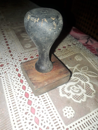 Antiguo Sello De Madera