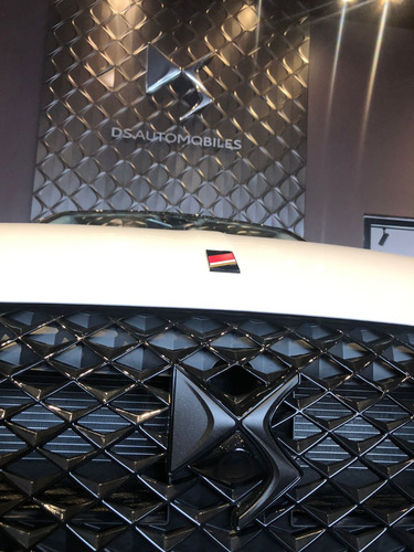 DS DS4 1.6 Performance Line 215 At8