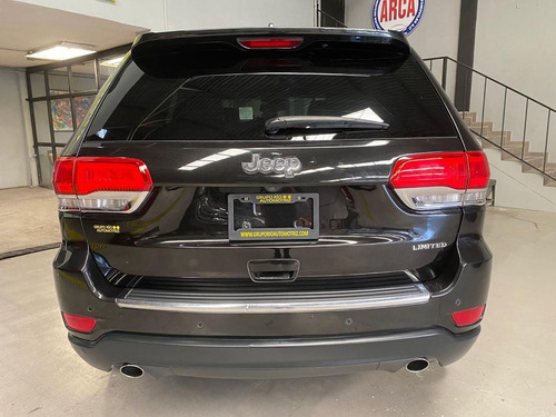 Imagen 6 de 15 de Jeep Grand Cherokee 2014 5.7 V8 Limited Lujo 4x2 At