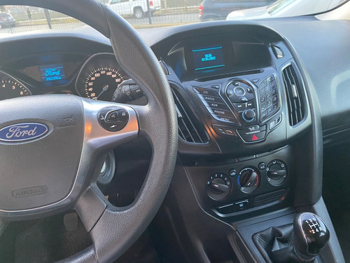 Imagen 13 de 14 de Ford Focus Iii 2015 2.0 Se 5 Puertas Orq Peu