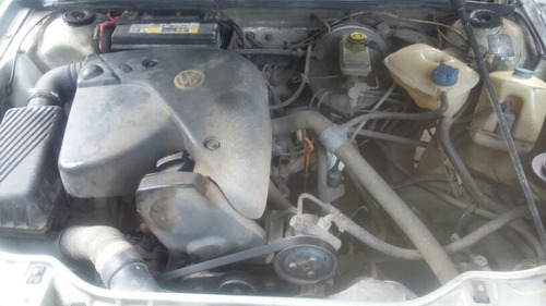 Volkswagen Santana Quantum 1.8 Completo