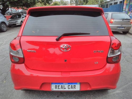 Imagem 4 de 10 de Toyota Etios 1.3 X 16v Flex 4p Manual
