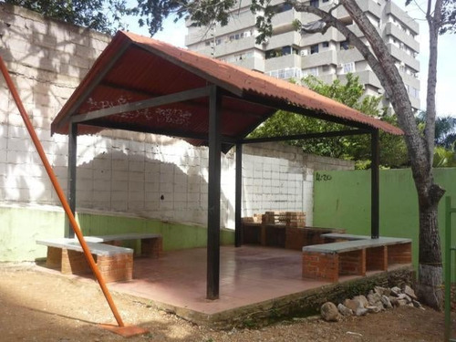 Imagen 13 de 30 de Apartamento En Venta Zona Este De Barquisimeto Lara 23-23678 // Invierta Seguro Con Rentahouse//
