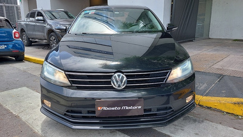 Imagen 10 de 25 de Vw Volkswagen Vento 2016 2.5 Luxury At Gnc Abasto Motors