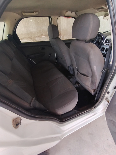 Fiat Palio 1.4 Weekend Attractive 87cv