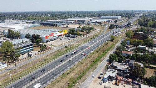 Imagen 9 de 16 de Local En Alquiler En Moreno, G.b.a. Zona Oeste, Argentina