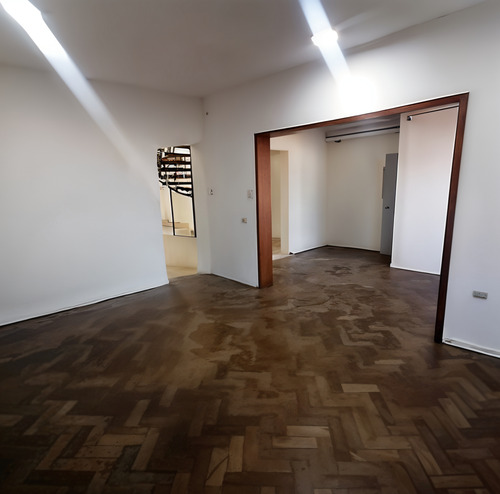 Bodega Comercial / Segura Con Excelentes Accesos