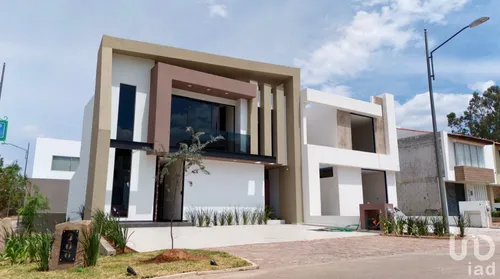 Venta Casa 4 Ambientes Los Olivos