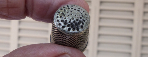 Monijor62-coleccion Antiguo Dedal Metal Con Guarda (Usado)