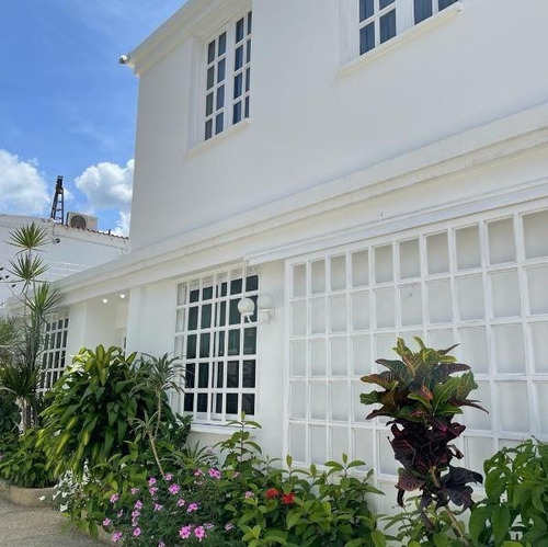 Imagen 1 de 17 de Casa En Venta