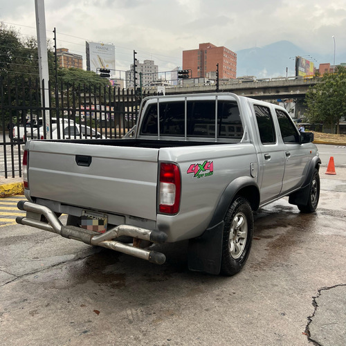 Dongfeng Zna 2014 4x4