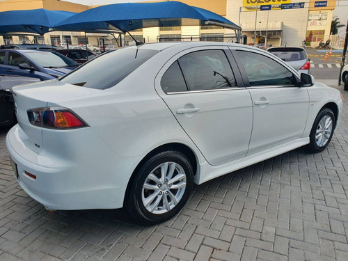 Imagem 6 de 15 de Mitsubishi Lancer 2.0 Hle 16v Gasolina 4p Automático