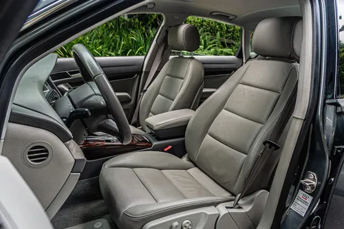 Audi A6 2.8 V6 Multitronic Lujo