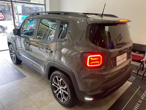 Imagen 14 de 25 de Jeep Renegade Longitude Turbo My23