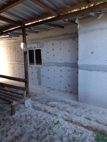 Casa De 2 Dorm, Terreno De 765 M2 + Contenedor, Permuta