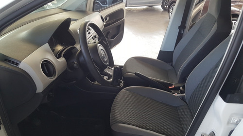 Volkswagen Up! 2014 1.0 Move Up! 75cv 5 P