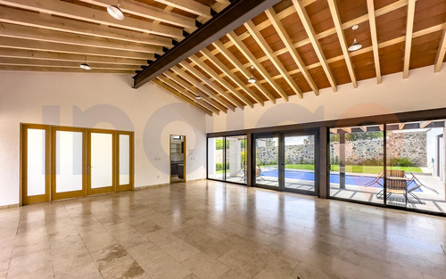Terreno Plano En Venta En La Vista Residencial En Condominio Lomas De La Vista