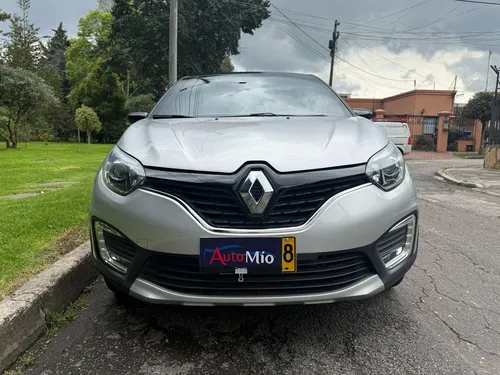 Renault Captur 2.0 Intens Automática