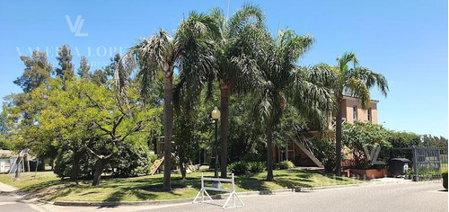 Terreno En Pilar Plaza