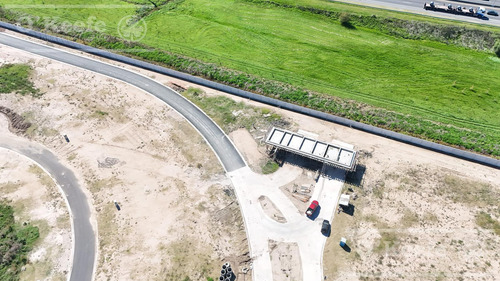 Nuevo Quilmes 2 - Lotes En Venta, Bajada Directa De Autopista. Apto Blanqueo