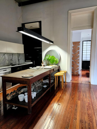 Exclusiva Residencia En San Telmo Con Local Comercial