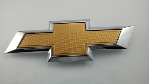 Emblema Delantero Chevrolet Tracker 17/19