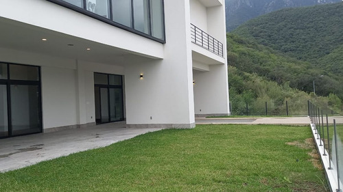 Imagen 16 de 17 de Residencia Venta Carretera Nacional