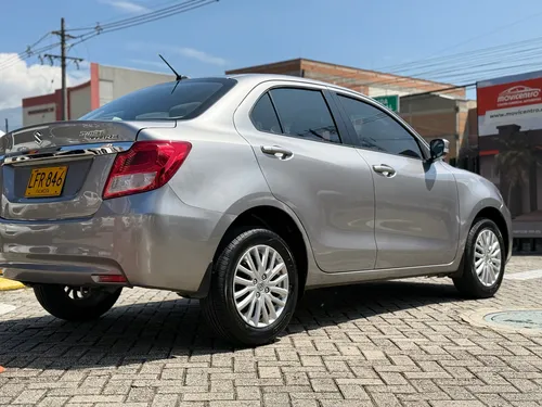 Suzuki Swift 1.2 Dzire At