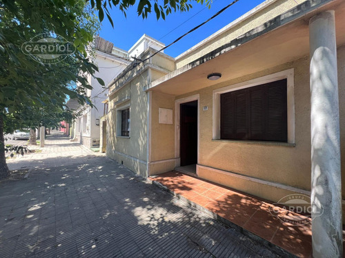 Casa En Venta Dos Dormitorios, Pueblo Nuevo, Colonia Del Sacramento