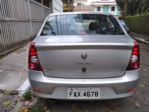 Renault Logan 1.0 Autentique 16 V 4p