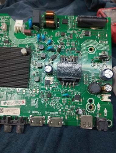 Main Hisense Recuperada De Pantalla Display Roto (Usado)