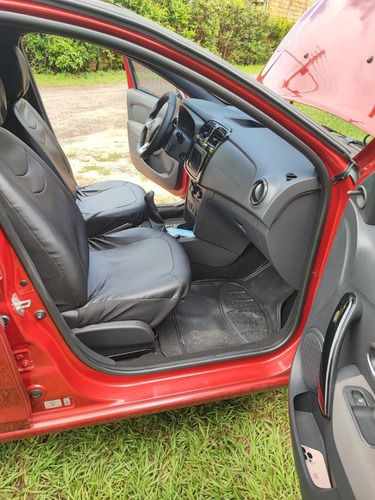 Imagen 9 de 16 de Renault Sandero Life Max