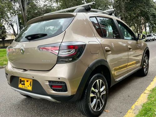 Renault Stepway 1.6 Intens Cvt