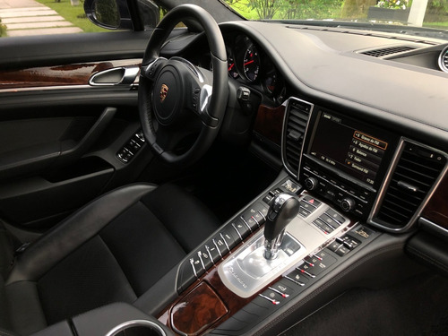 Imagen 16 de 18 de Porsche Panamera Turbo V8 551 Cv