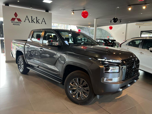 Mitsubishi Triton 2.4 BITURBO DIESEL CD HPE 4X4 AUTOMÁTICO