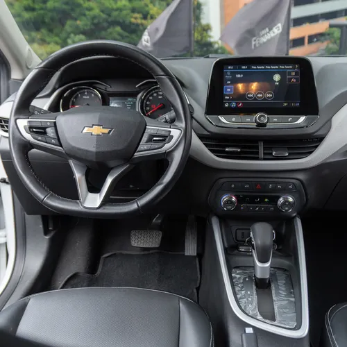 Chevrolet Onix 1.0T Premier Hatch At