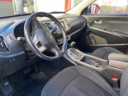 Imagen 9 de 14 de Kia Sportage 2.0 Ex 2wd 163cv At 2013