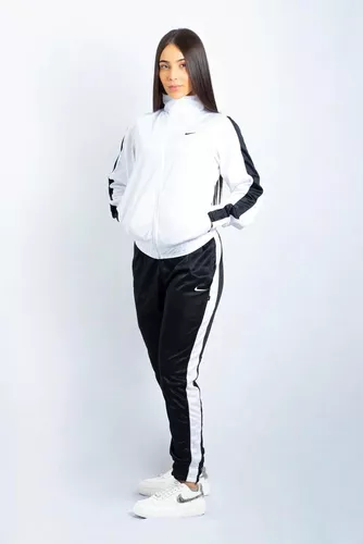 Conjunto Deportivo Nike Mujer