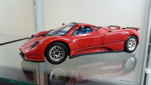 Pagani  Zonda C12 Escala 1:18