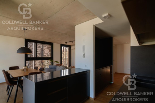 Apartamento De 1 Dormitorio En Venta Con Renta En Centro
