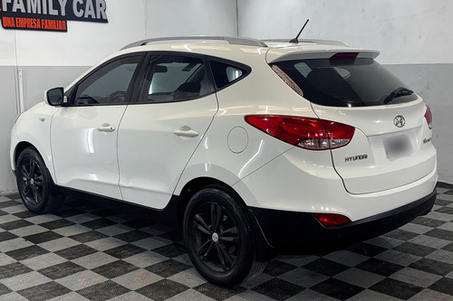 Hyundai Tucson 2.0 Gl 6at 2wd