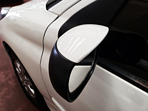 Imagen 9 de 19 de Peugeot 207 Compact Allure 2014