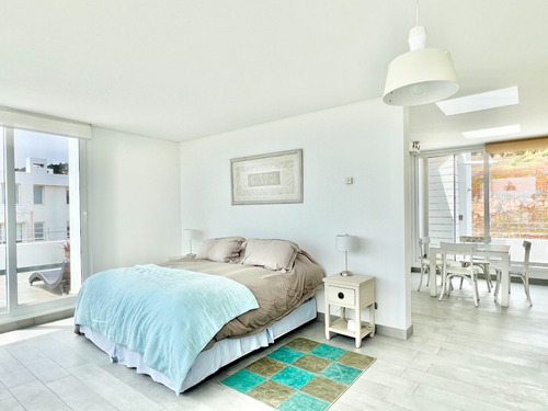Rico Y Remodelado Penthouse En Venta En Costa Cachagua