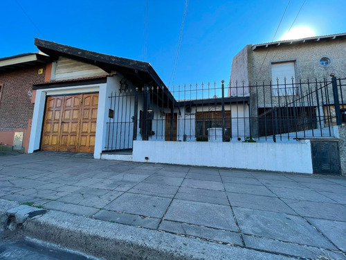 Venta Casa 3 Ambientes 3 Cuadras De Estación Castelar Norte